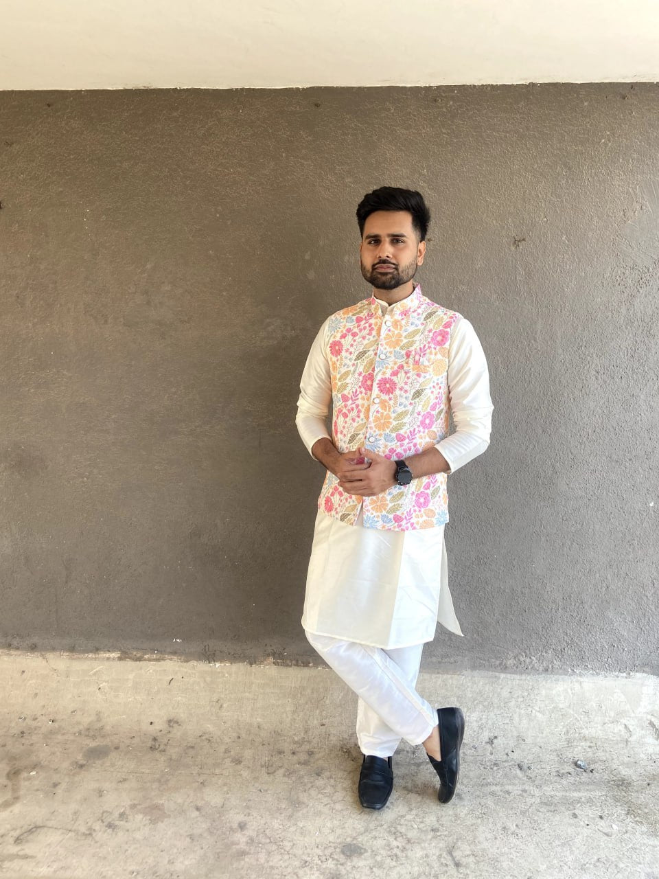 MENS'S KURTA PAJAM WITH JACKET SEQUNCE WORK AND PRINT