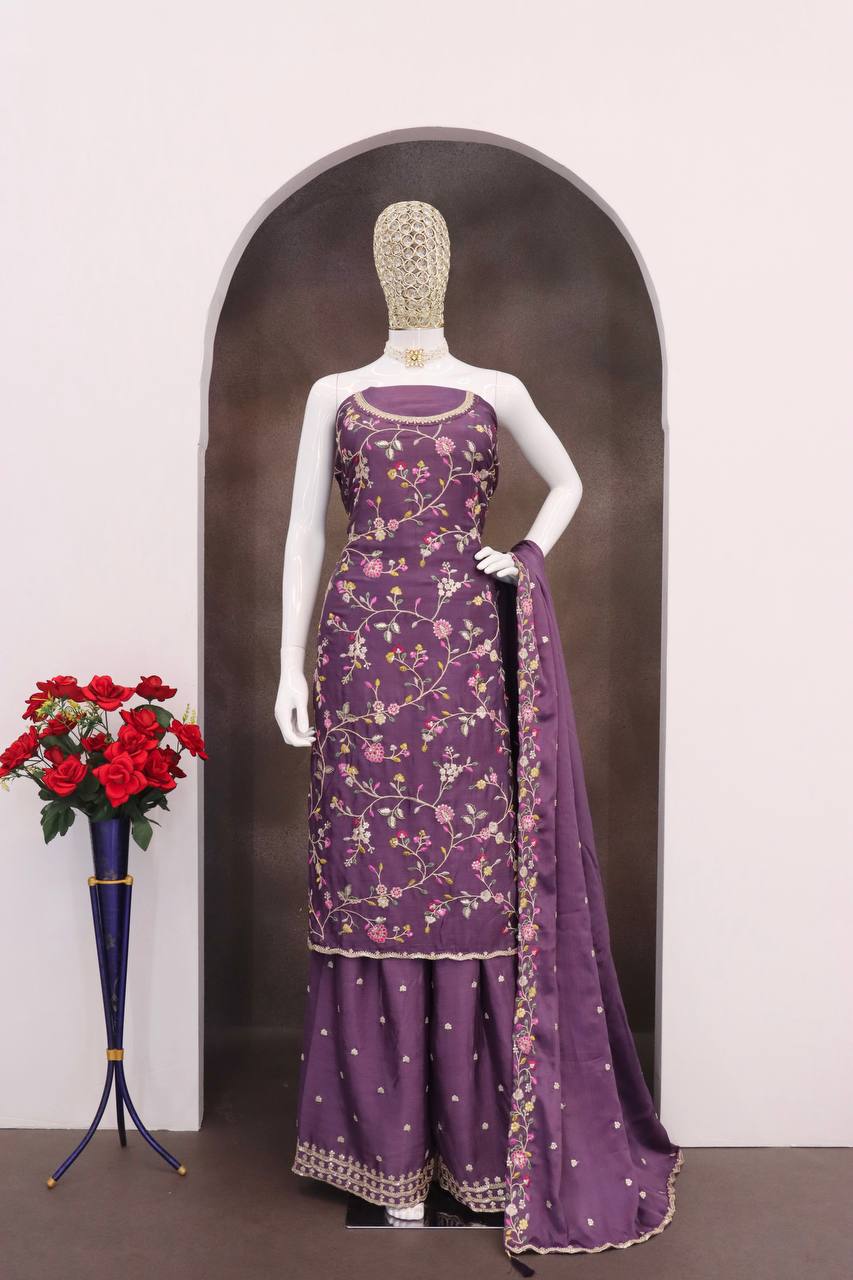 Chinon Emb multi Work Suit