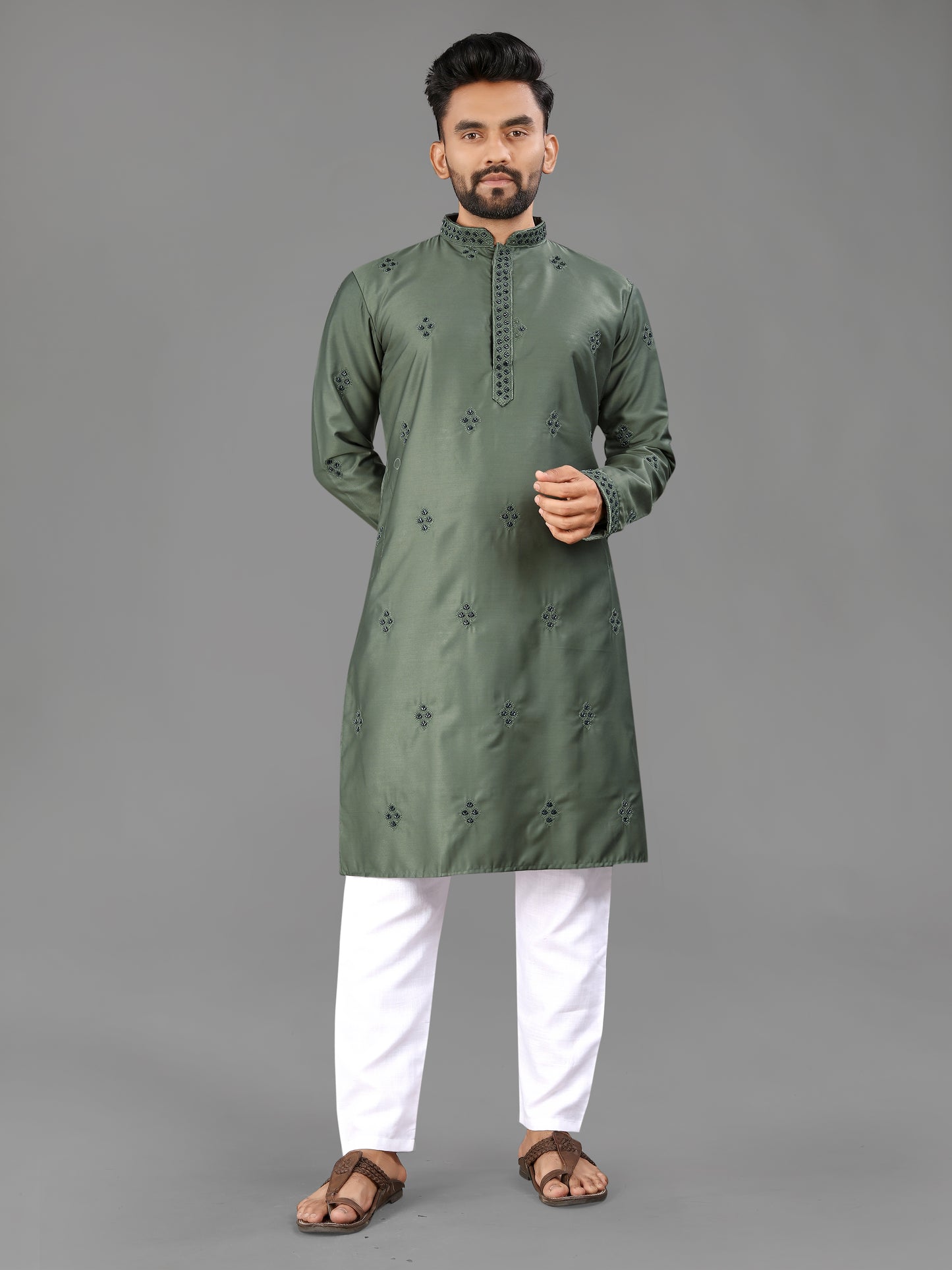 CLASSIC DESIGNER KURTA FOR MEN'S