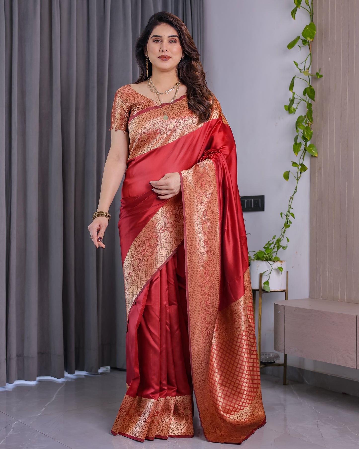 Jacquard Weaving with Golden Zari Lichu Silk Saree