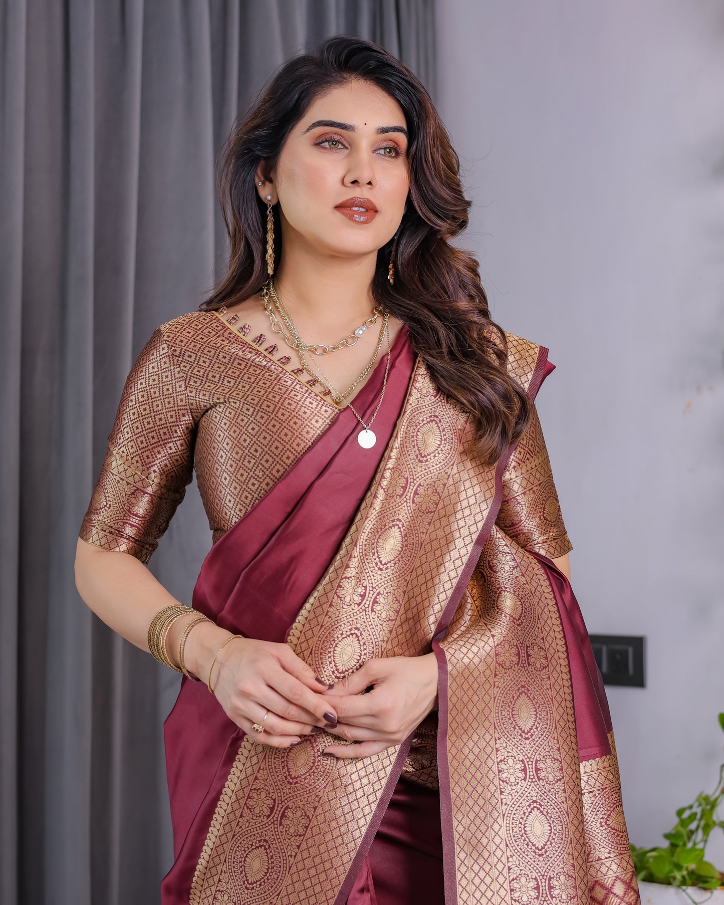 Jacquard Weaving with Golden Zari Lichu Silk Saree