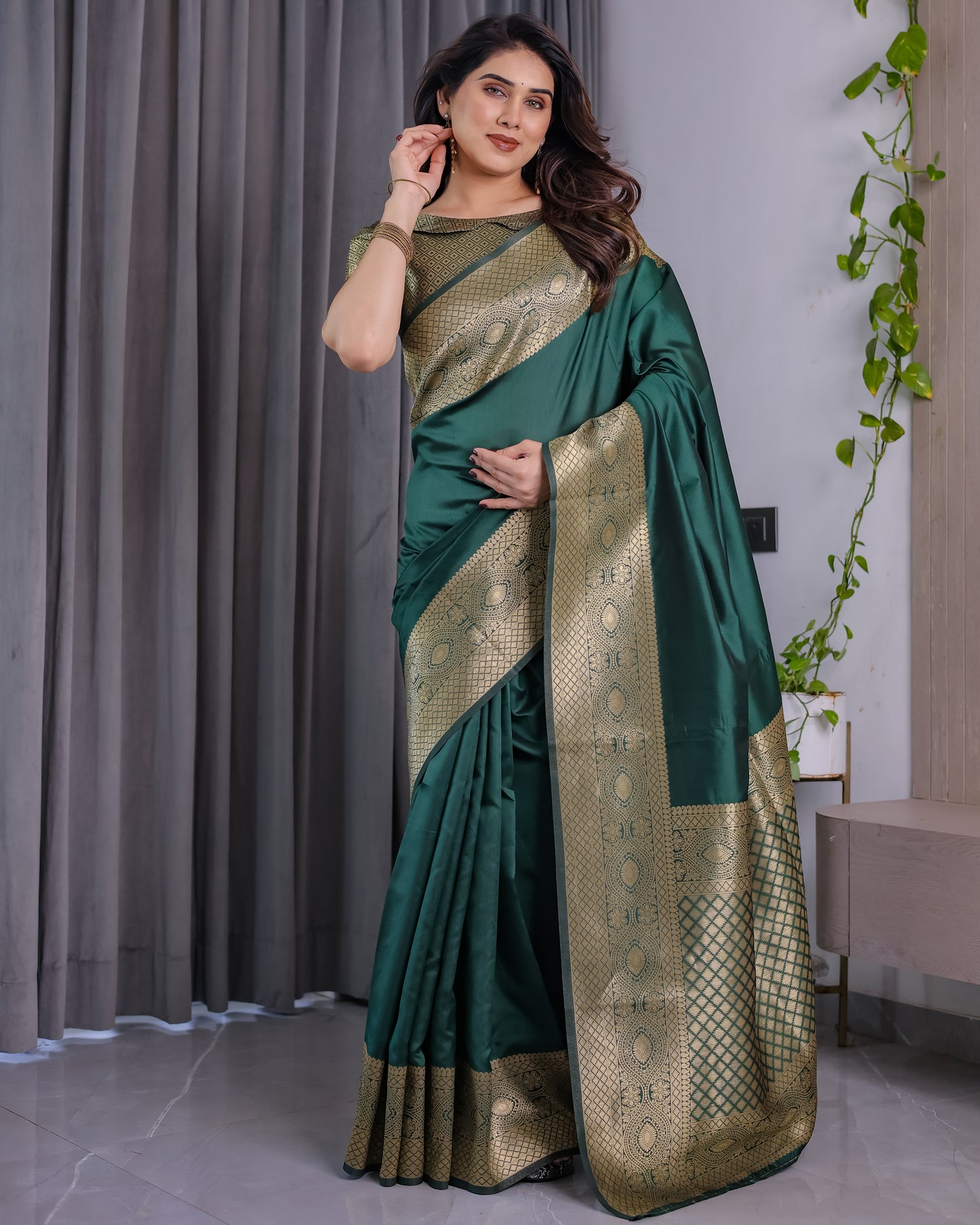 Jacquard Weaving with Golden Zari Lichu Silk Saree