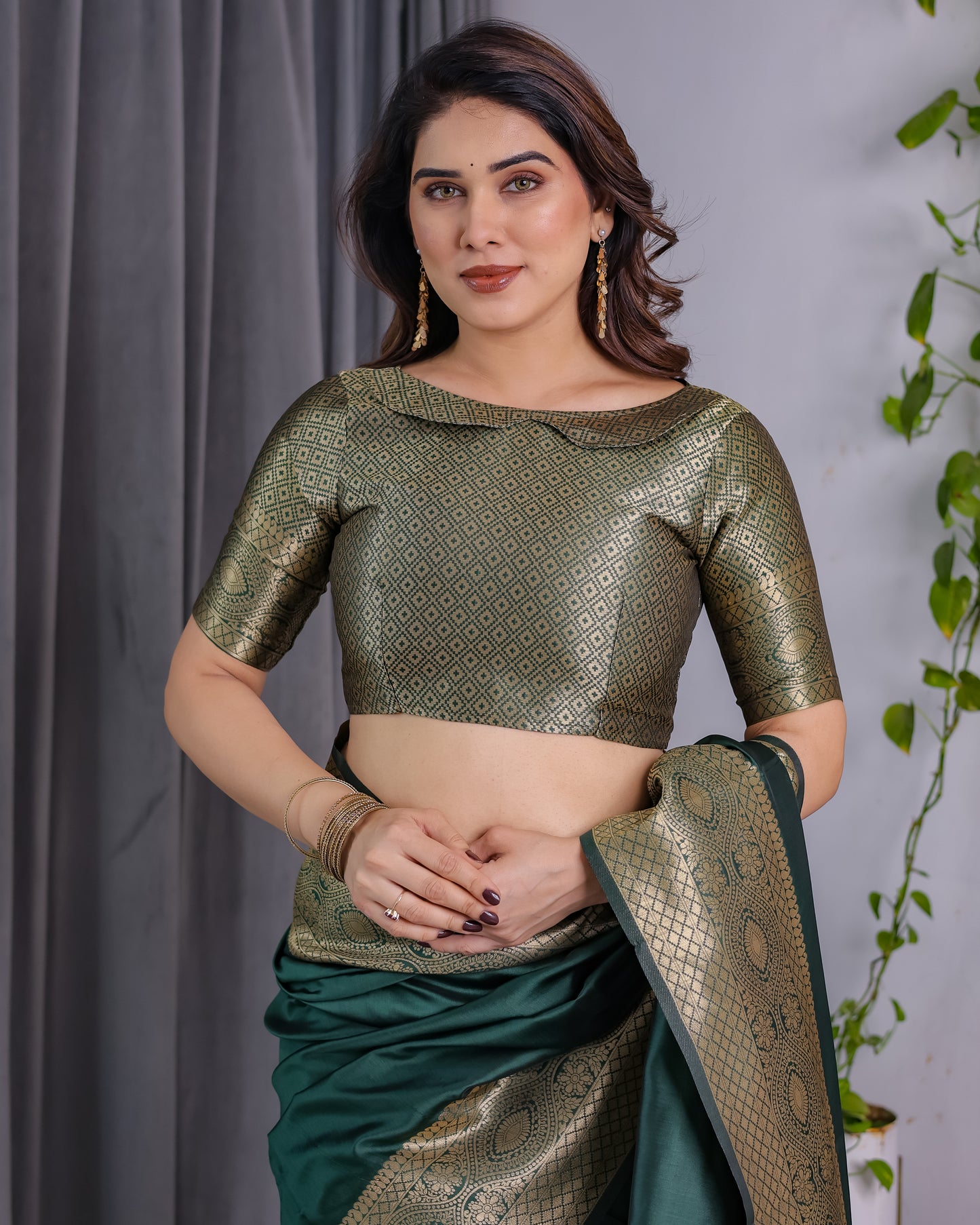 Jacquard Weaving with Golden Zari Lichu Silk Saree