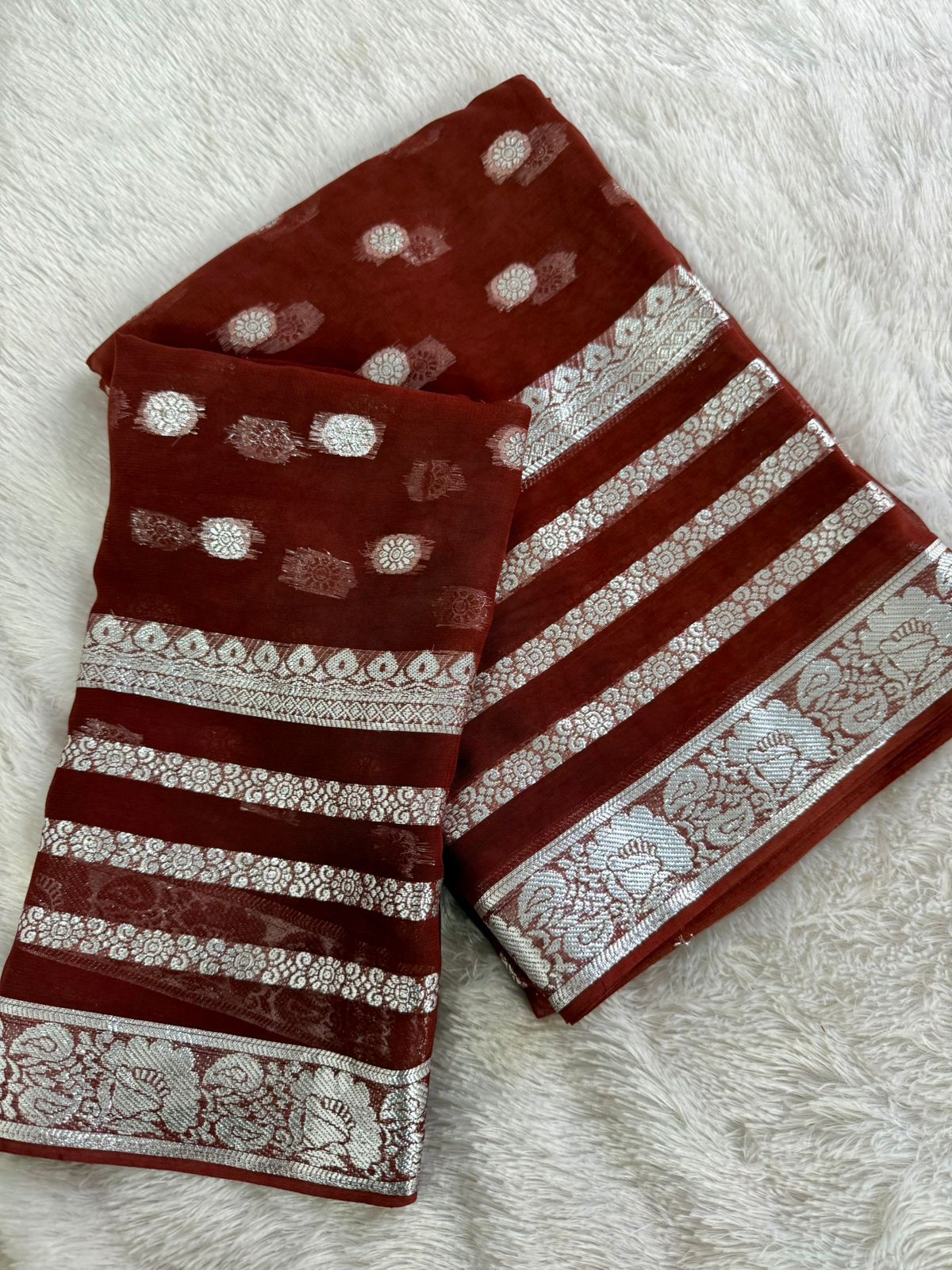 Viscose Georgette Sarees With Running Blouse