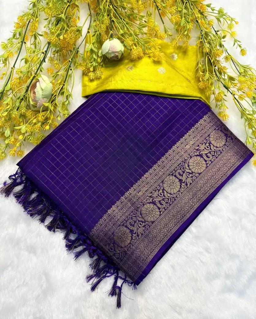 Heavy Zari Chex Saree with Discharge Print & Viscose Zari Butti Blouse (M1011)