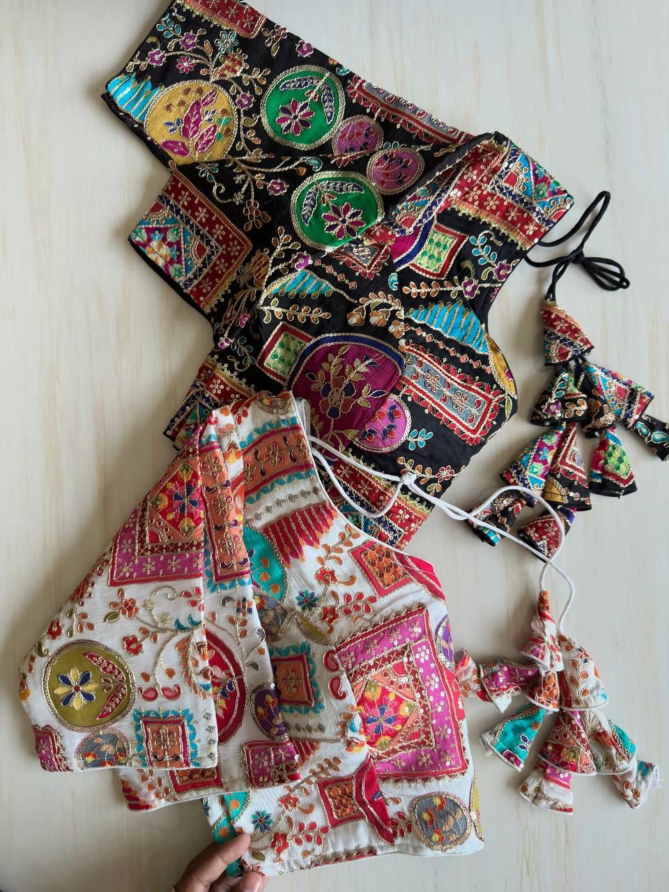Heavy Chinon Position Print Ready To Wear Blouse