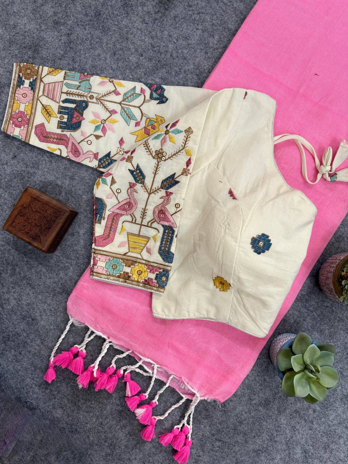 Handloom Khadi COTTON Saree With Peacock Design Blouse