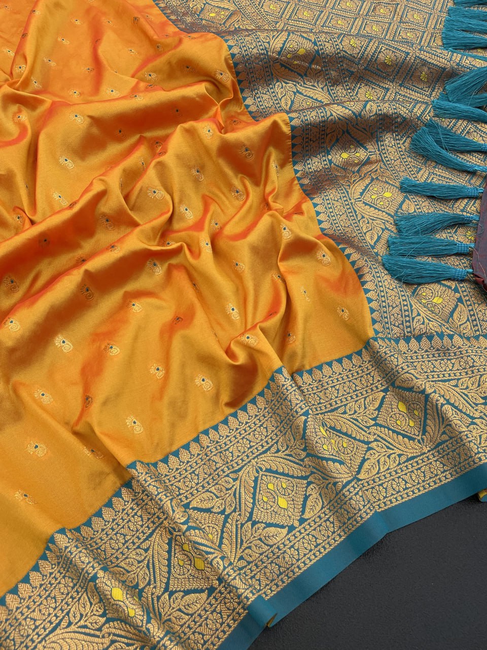 Soft Silk Rich Gold Zari Weaving Paithani Saree