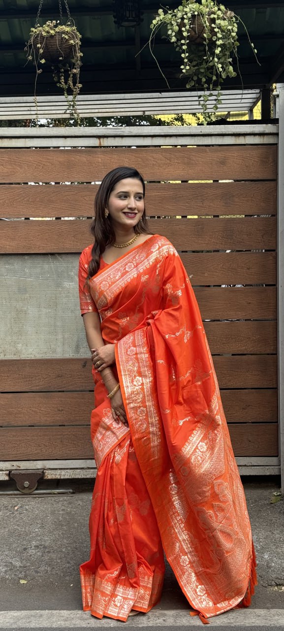 Premium Soft Silk Traditional Zari Woven Saree