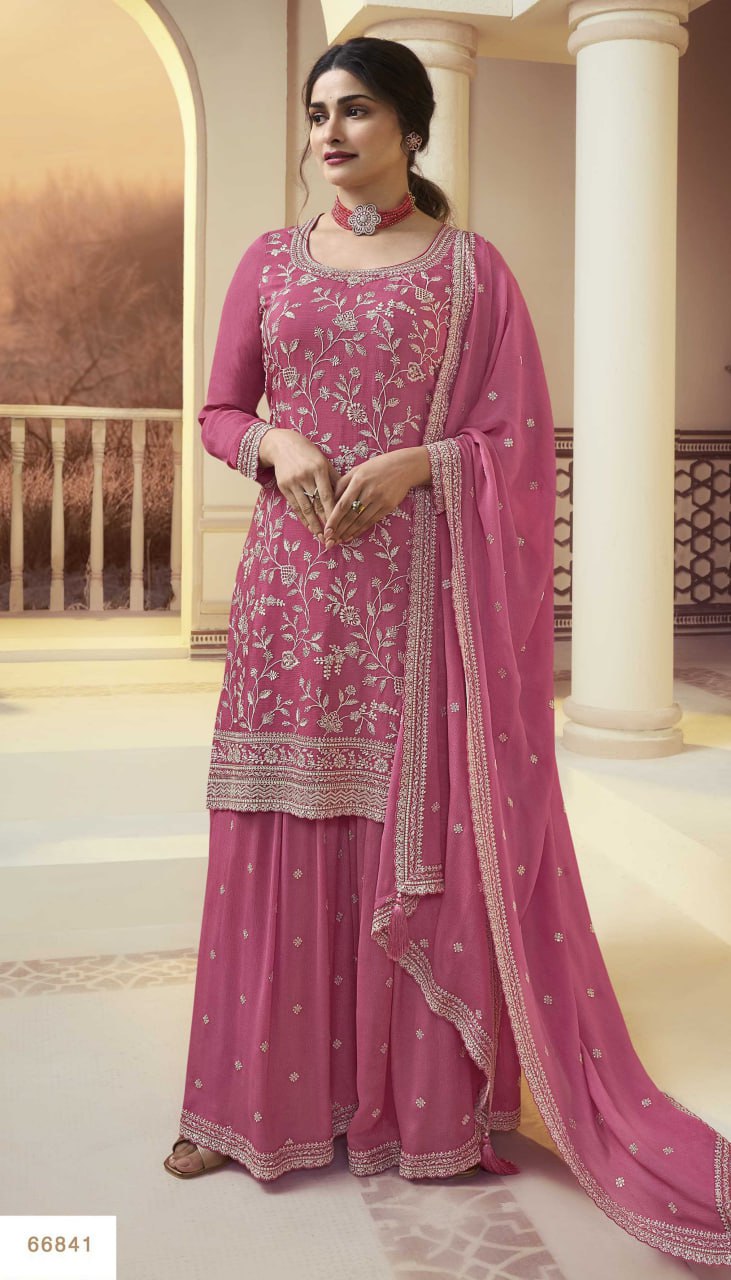 Chinon & Embroedey work Suit