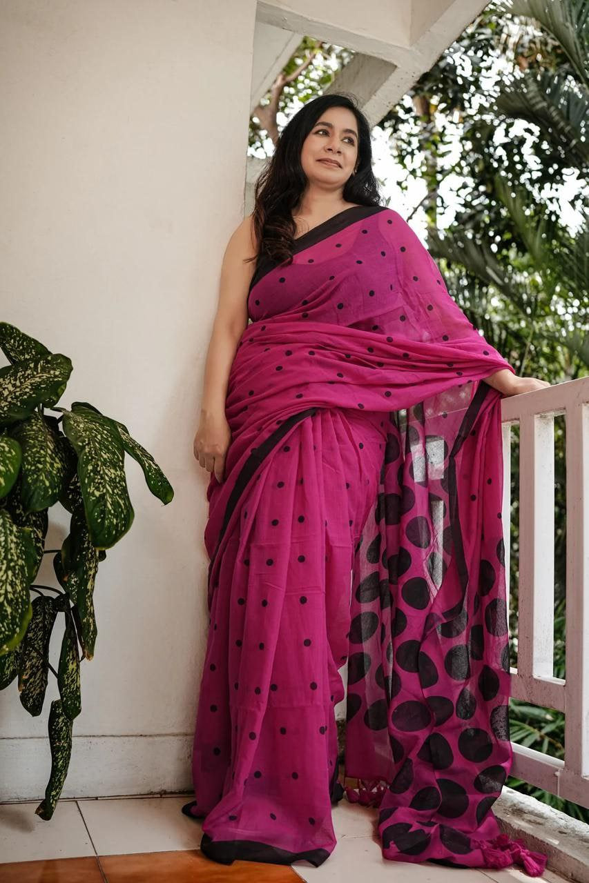 Plain Linen Digital Print Saree