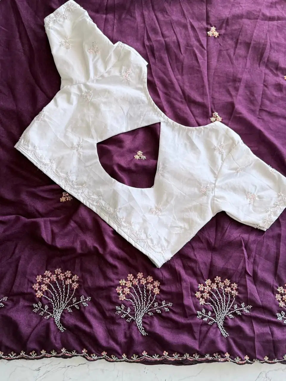 DF Avatar Beads Designer Saree with Crunchy Texture & Scalloped Border