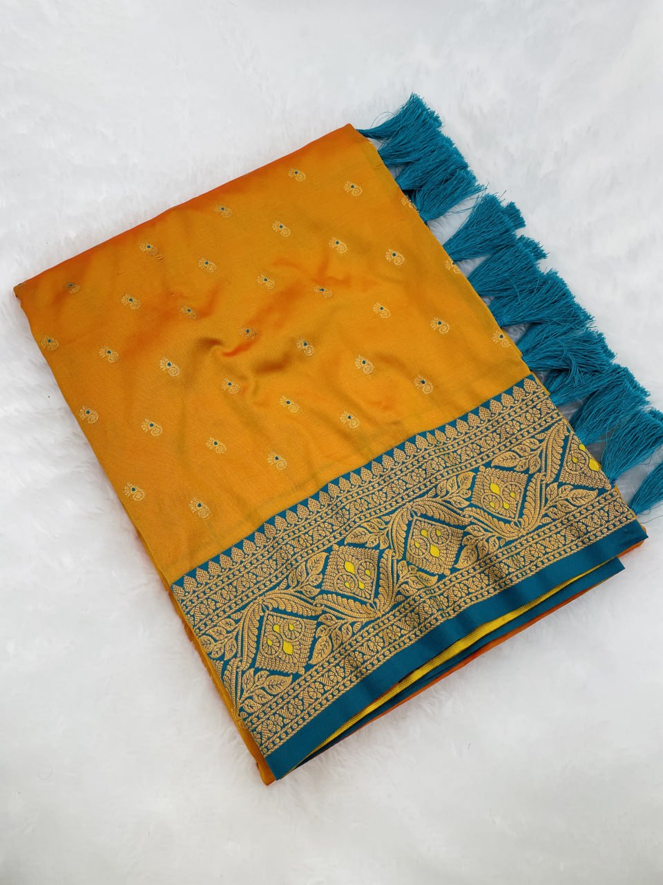 Soft Silk Rich Gold Zari Weaving Paithani Saree