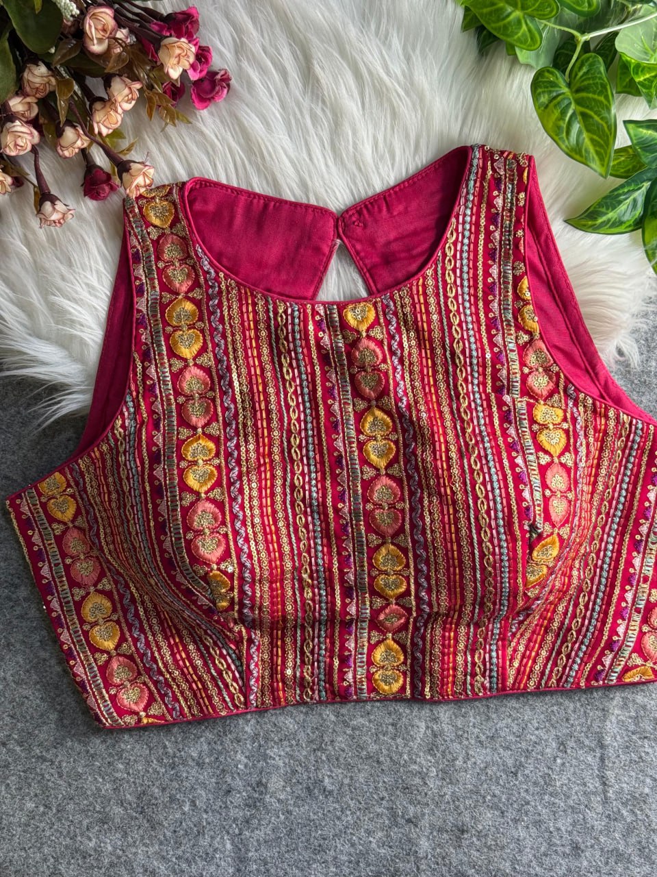 Georgette Embroidery Sleeveless Blouse