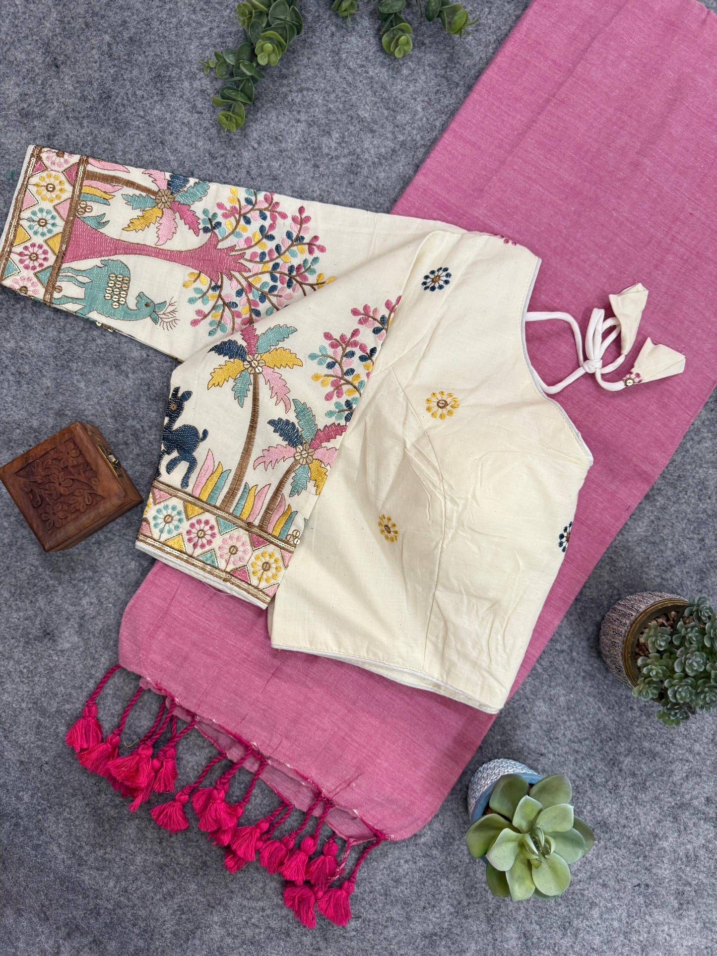 Handloom Khadi COTTON Saree With Peacock Design Blouse