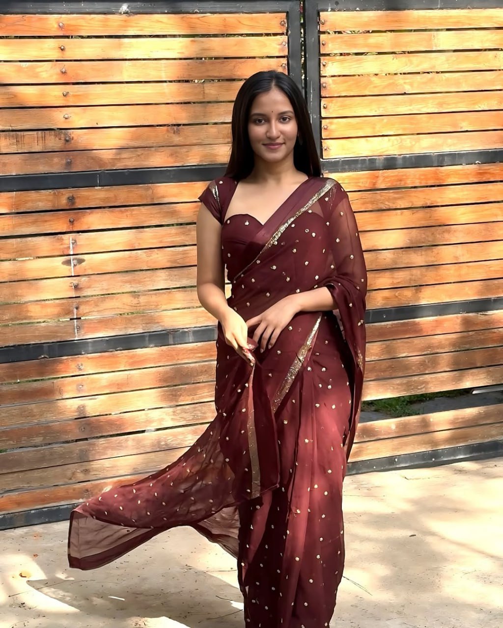Pure Viscose Satin Border Georgette Saree With Running Blouse