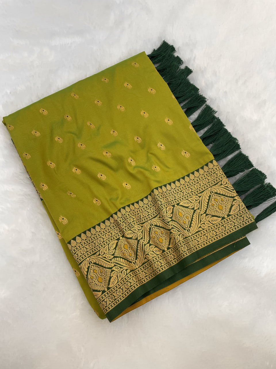 Soft Silk Rich Gold Zari Weaving Paithani Saree