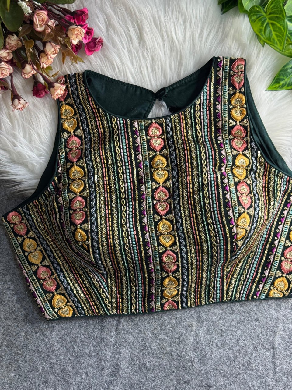 Georgette Embroidery Sleeveless Blouse