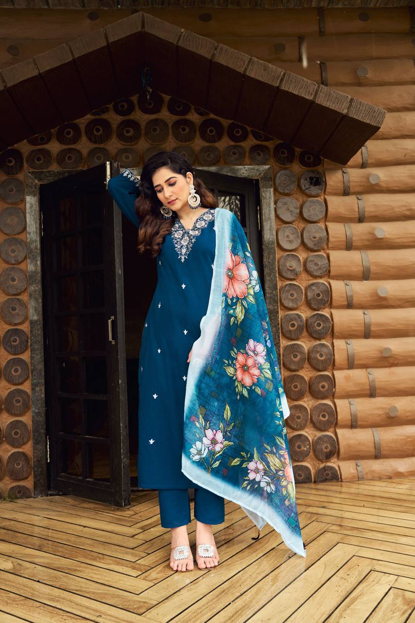 Fully Stitched Ethnic Set with Dupatta