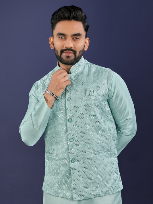 MEN'S KURTA PAJAMA WIRH JEQUARD KOTI