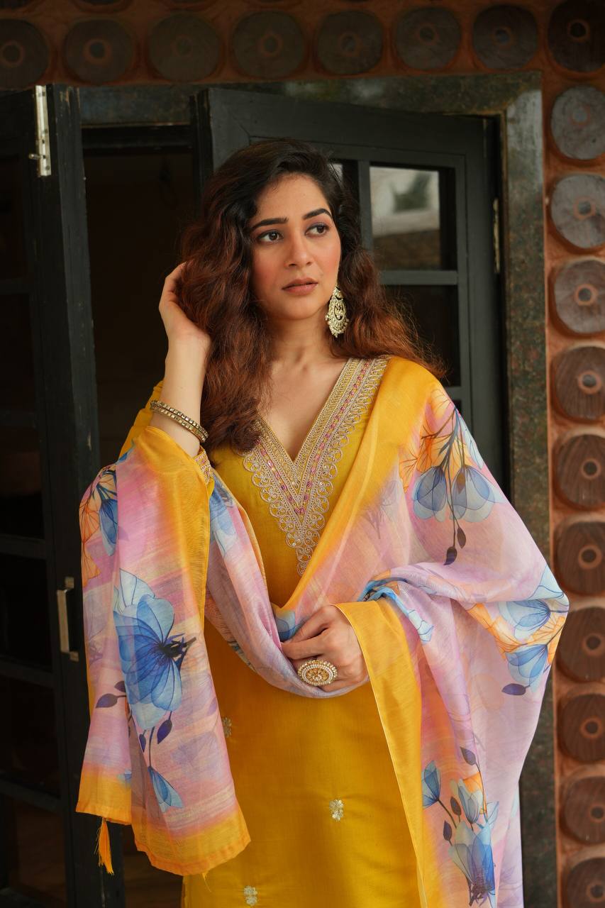 Fully Stitched Ethnic Set with Dupatta