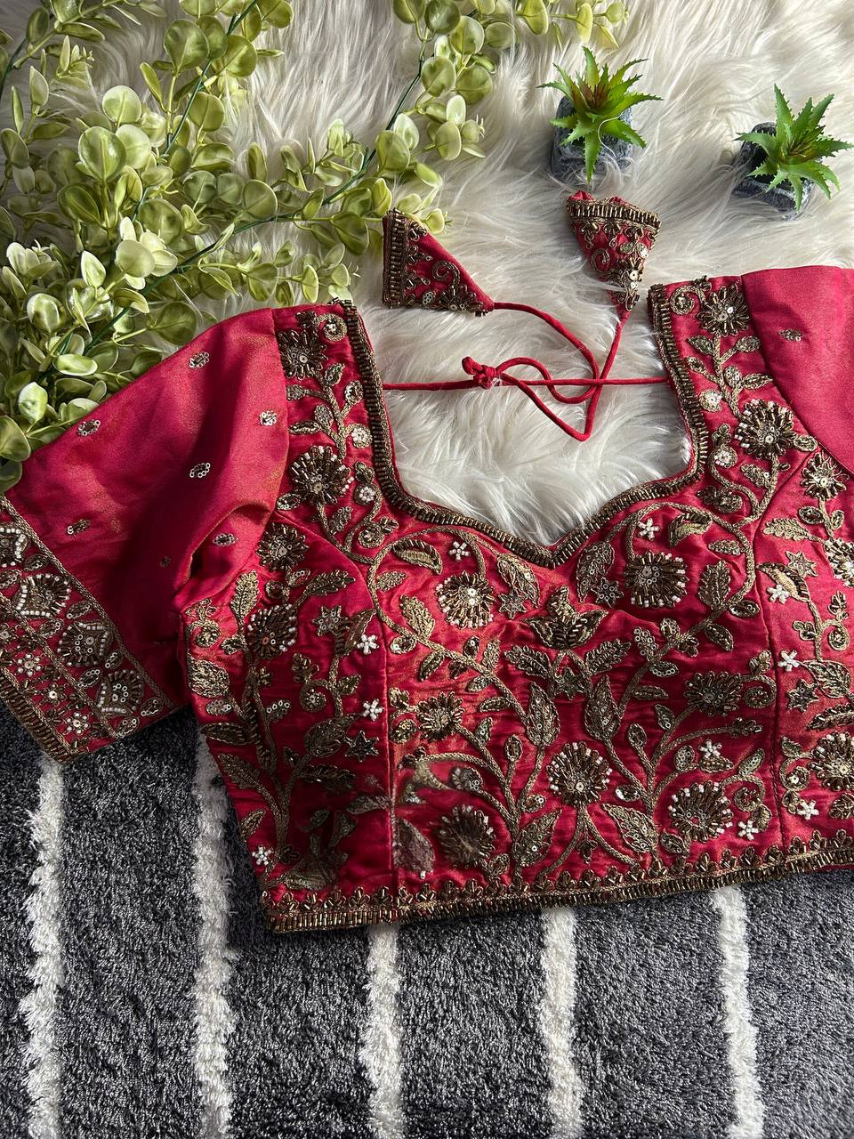 BEAUTIFUL HEAVY STARS BEADS COPPER MATCHING WORK BRIDAL BLOUSE