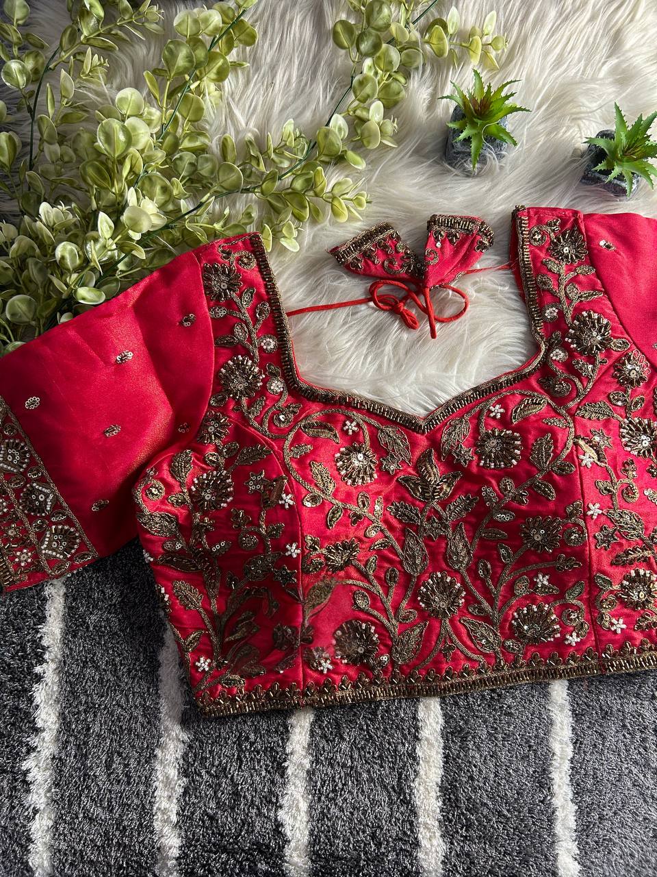BEAUTIFUL HEAVY STARS BEADS COPPER MATCHING WORK BRIDAL BLOUSE