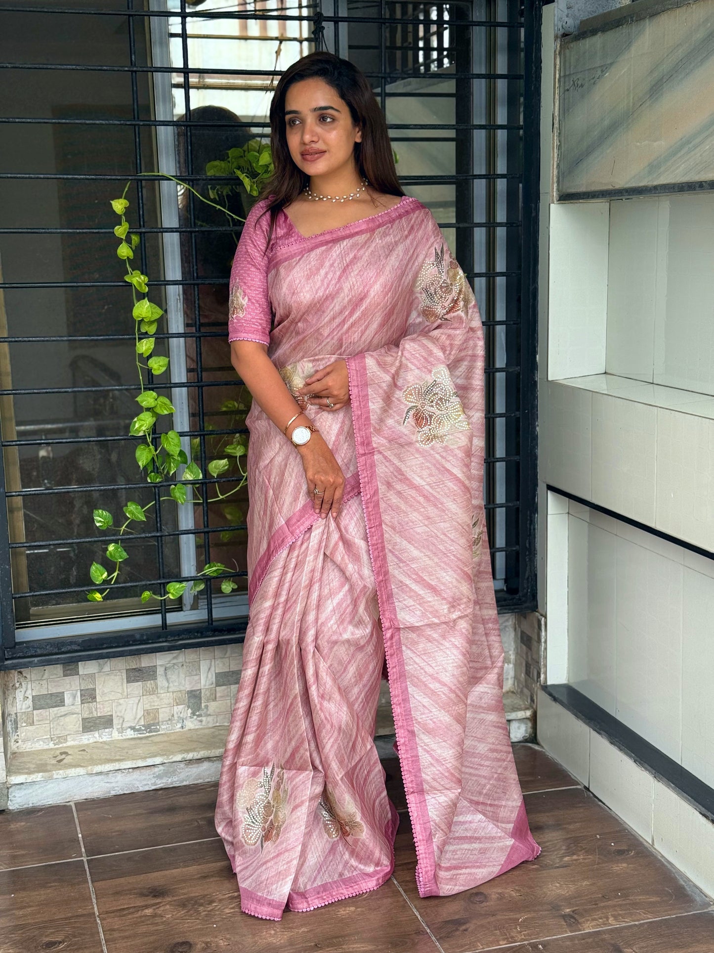 Divya Simple yet elegant saree from our exclusive collection, perfect for all occasions