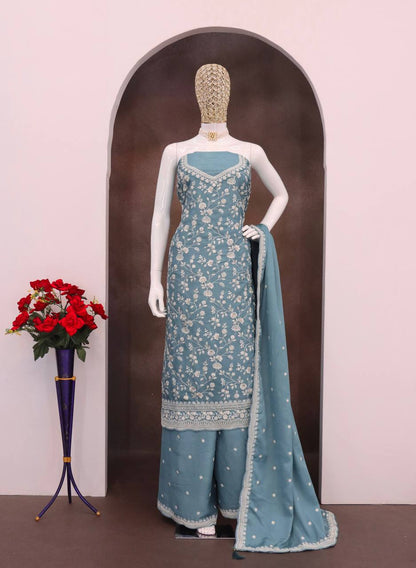 Chinon & Embroedey work Suit