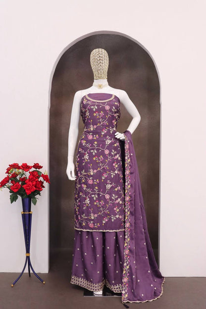 Chinon Emb multi Work Suit
