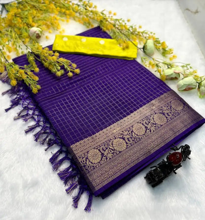 Heavy Zari Chex Saree with Discharge Print & Viscose Zari Butti Blouse (M1011)