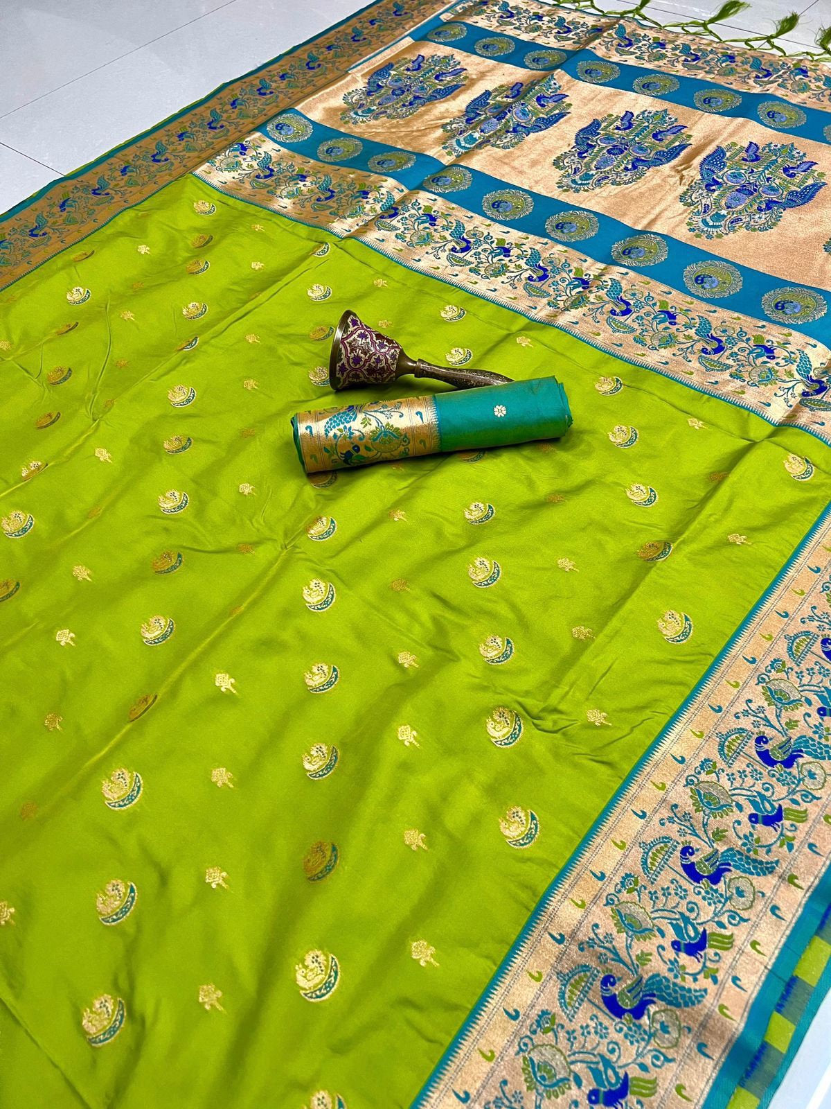 SOFT GOLD ZARI sAREE