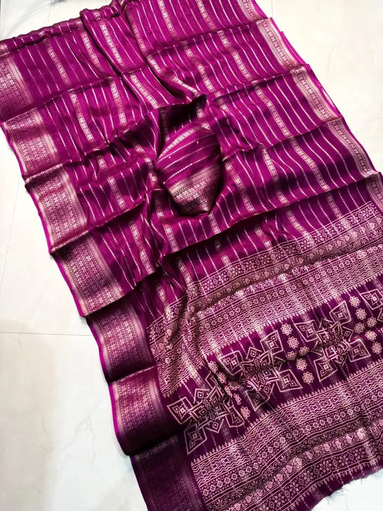 Premium Crepe Silk – ultra-soft, smooth, and lightweight for a rich drape and elegant fall (M1007)