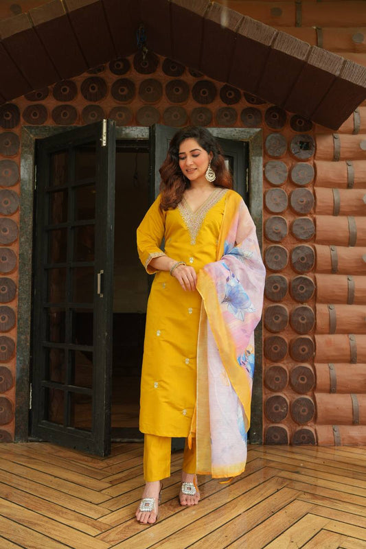 Fully Stitched Ethnic Set with Dupatta