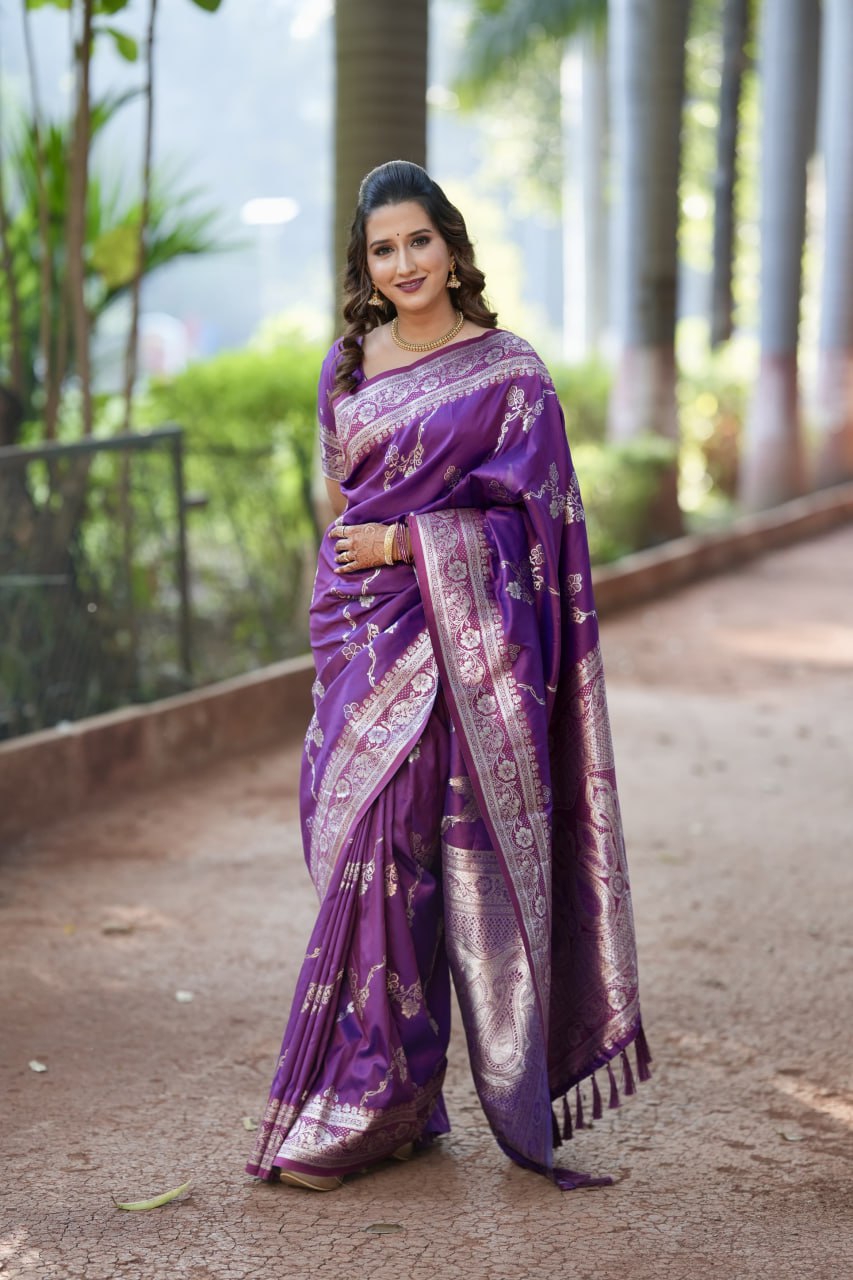 Premium Soft Silk Traditional Zari Woven Saree