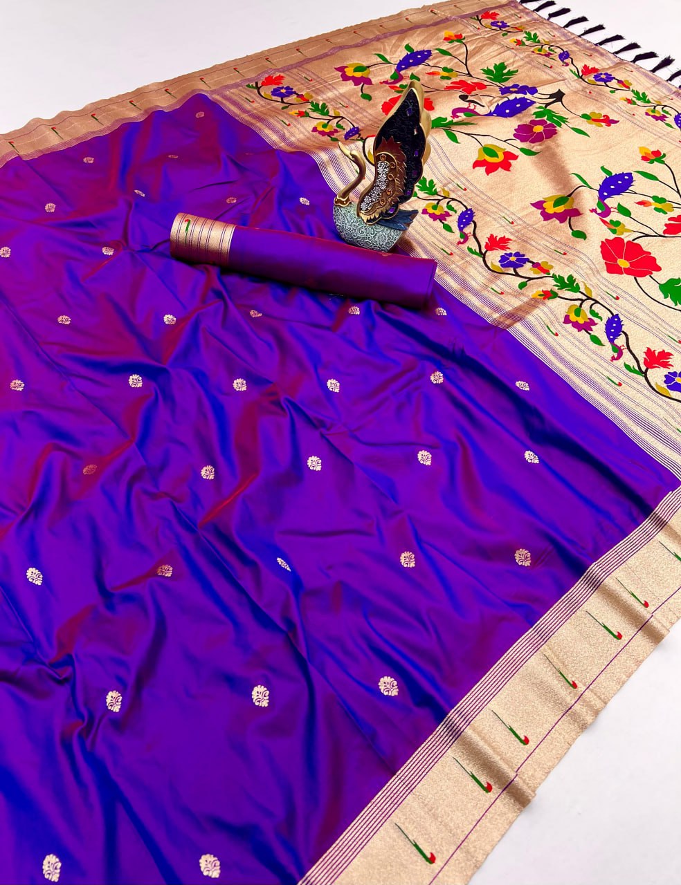 Golden Zari & Meenakari Pethani silk saree