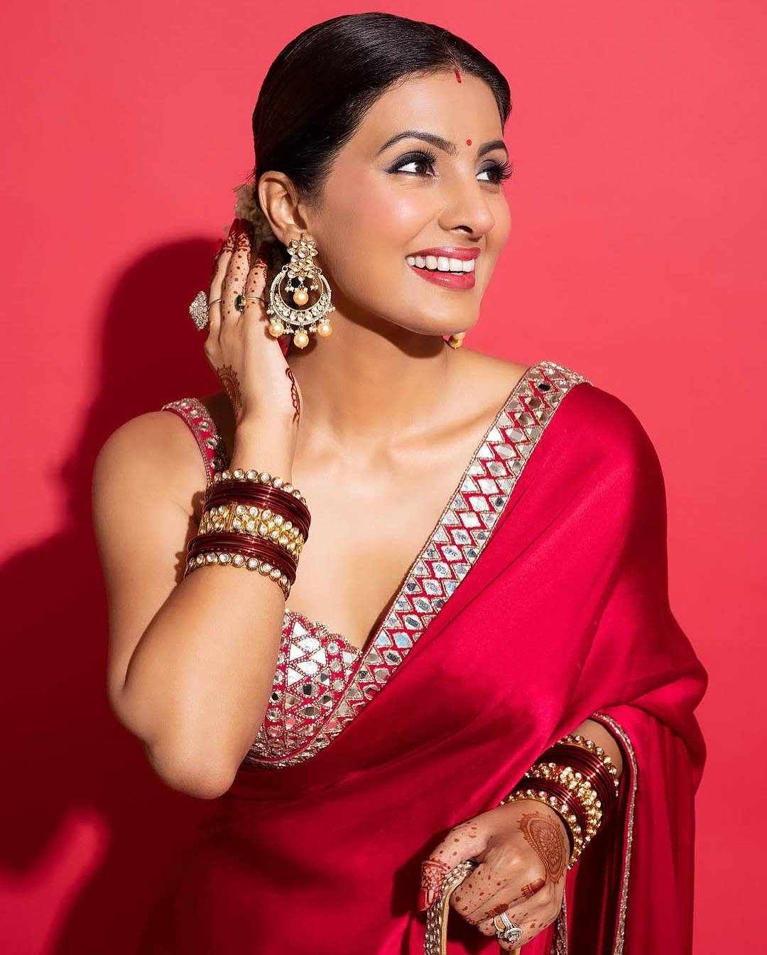 Super Heavy Rangoli Silk Saree – Embroidery & Sequins Work | Code 4020