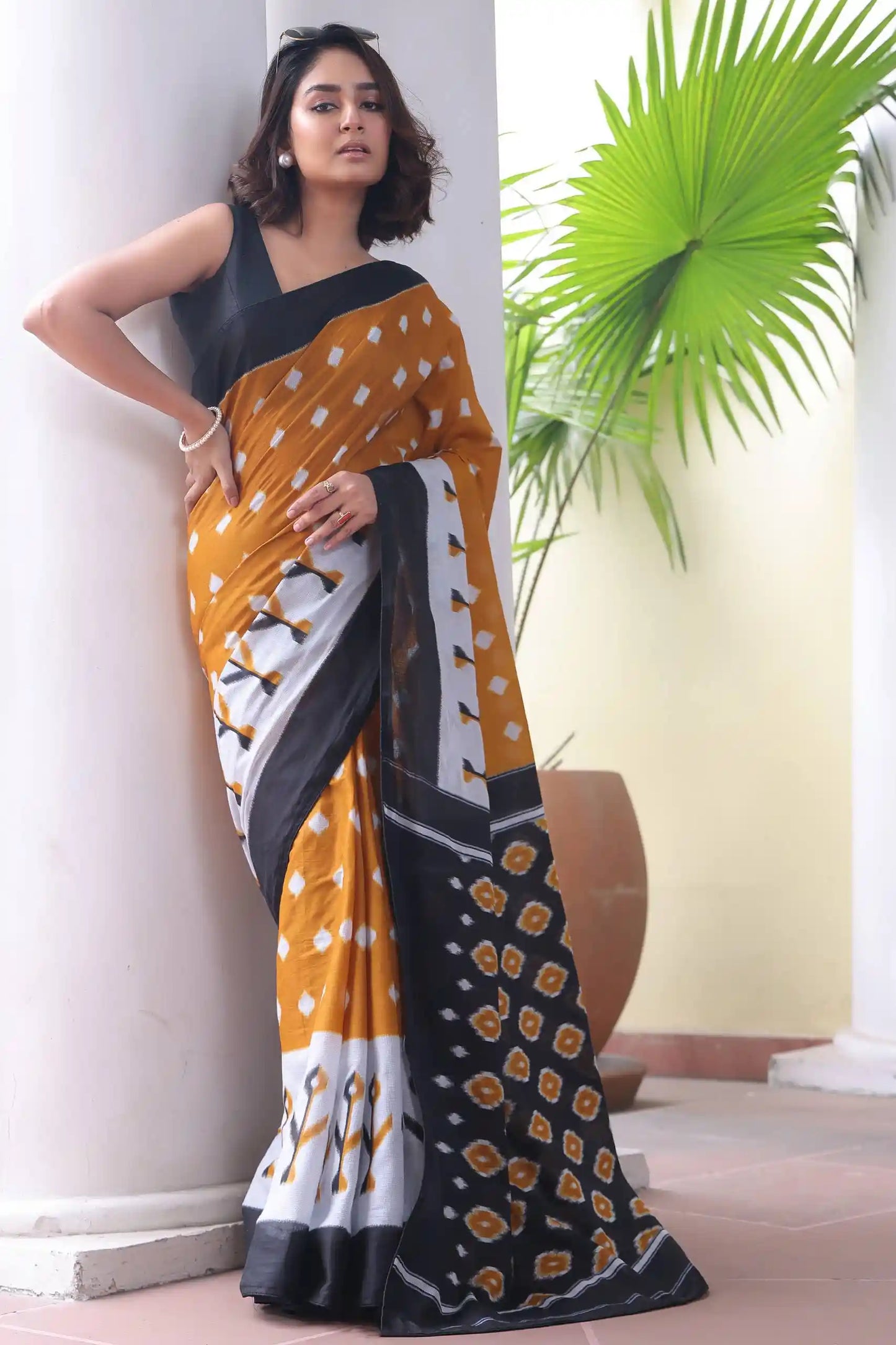 Traditional Hand Block Mulmul Cotton Saree | Ikkat Print Pure Cotton Saree – AANGAN