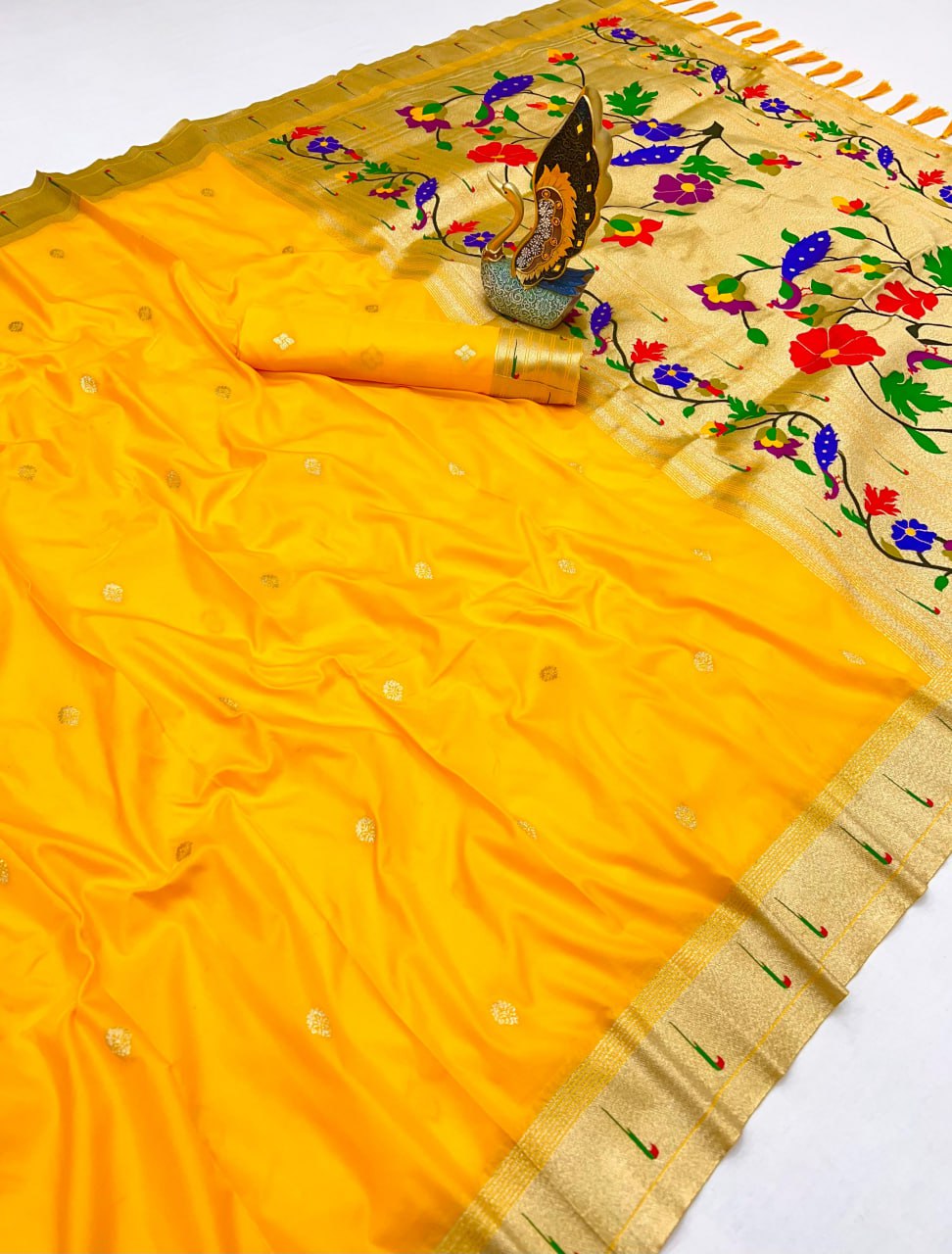 Golden Zari & Meenakari Pethani silk saree
