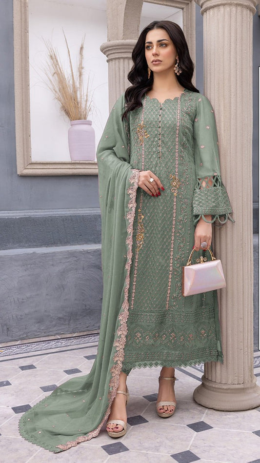 MAARiA- Pakistani Unstitched Suits