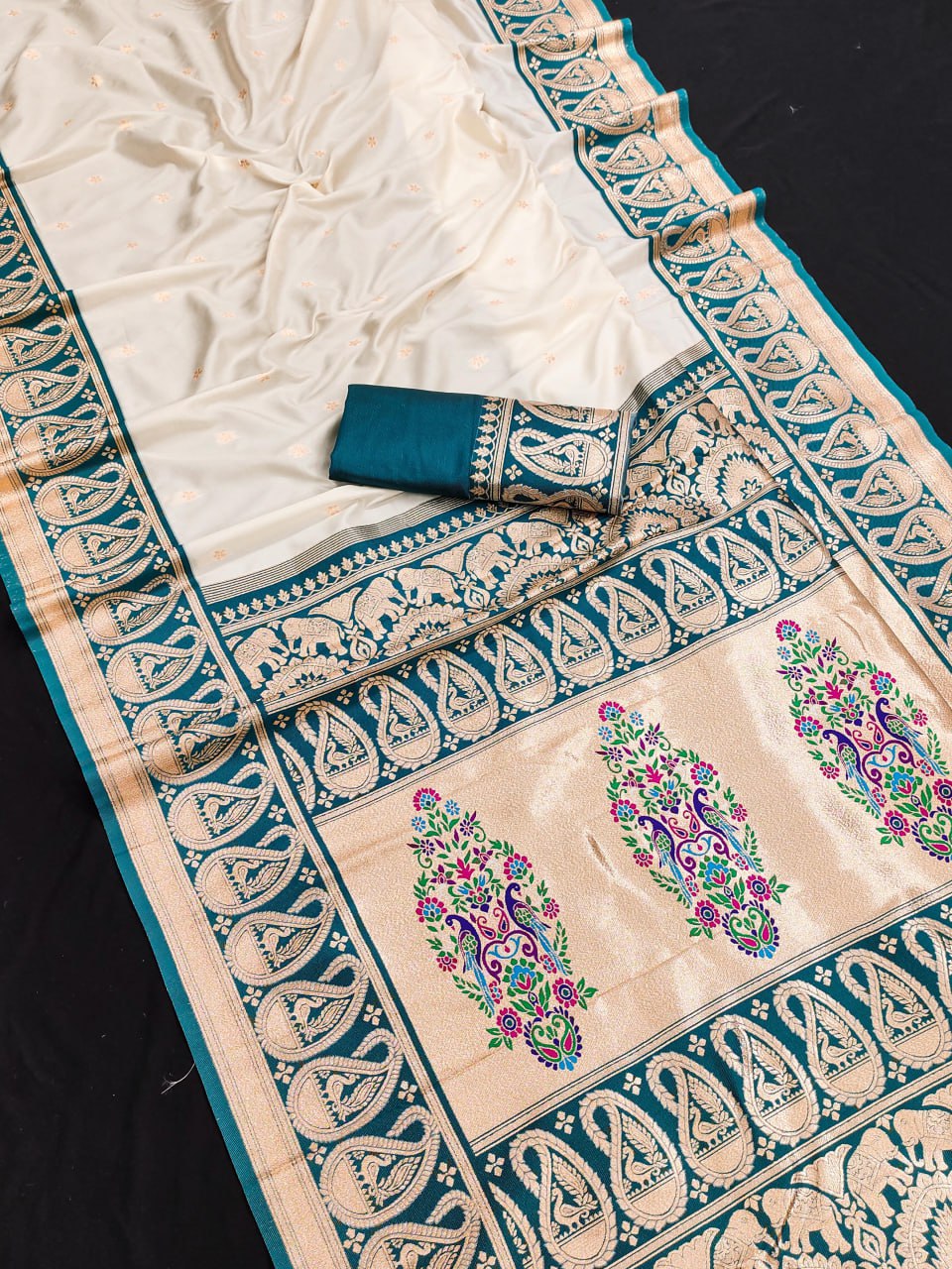 Soft And pure banarasi Paithani silk saree