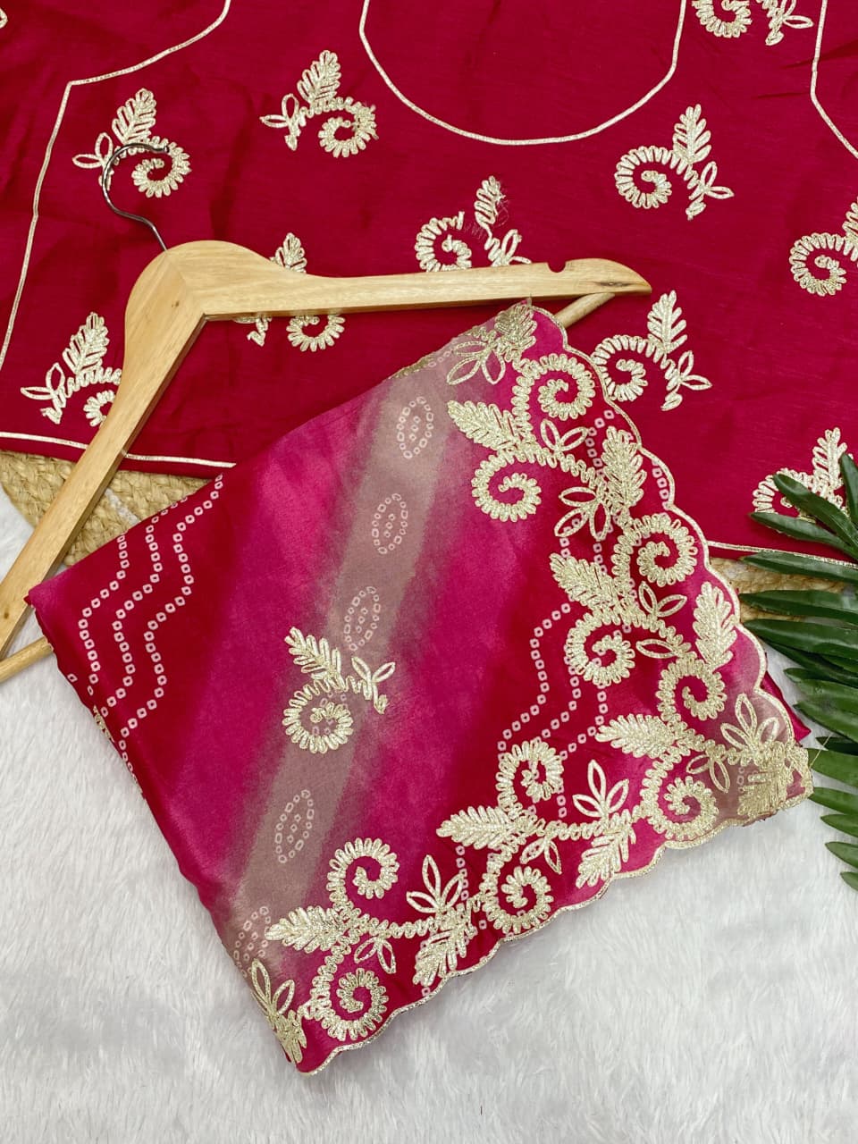 Chinnon sarees with complete Lehriya Bandhani print