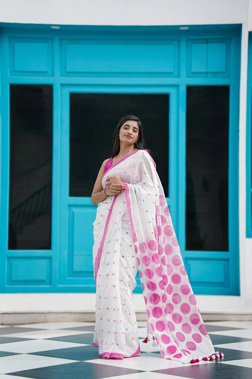 Plain Linen Digital Print Saree