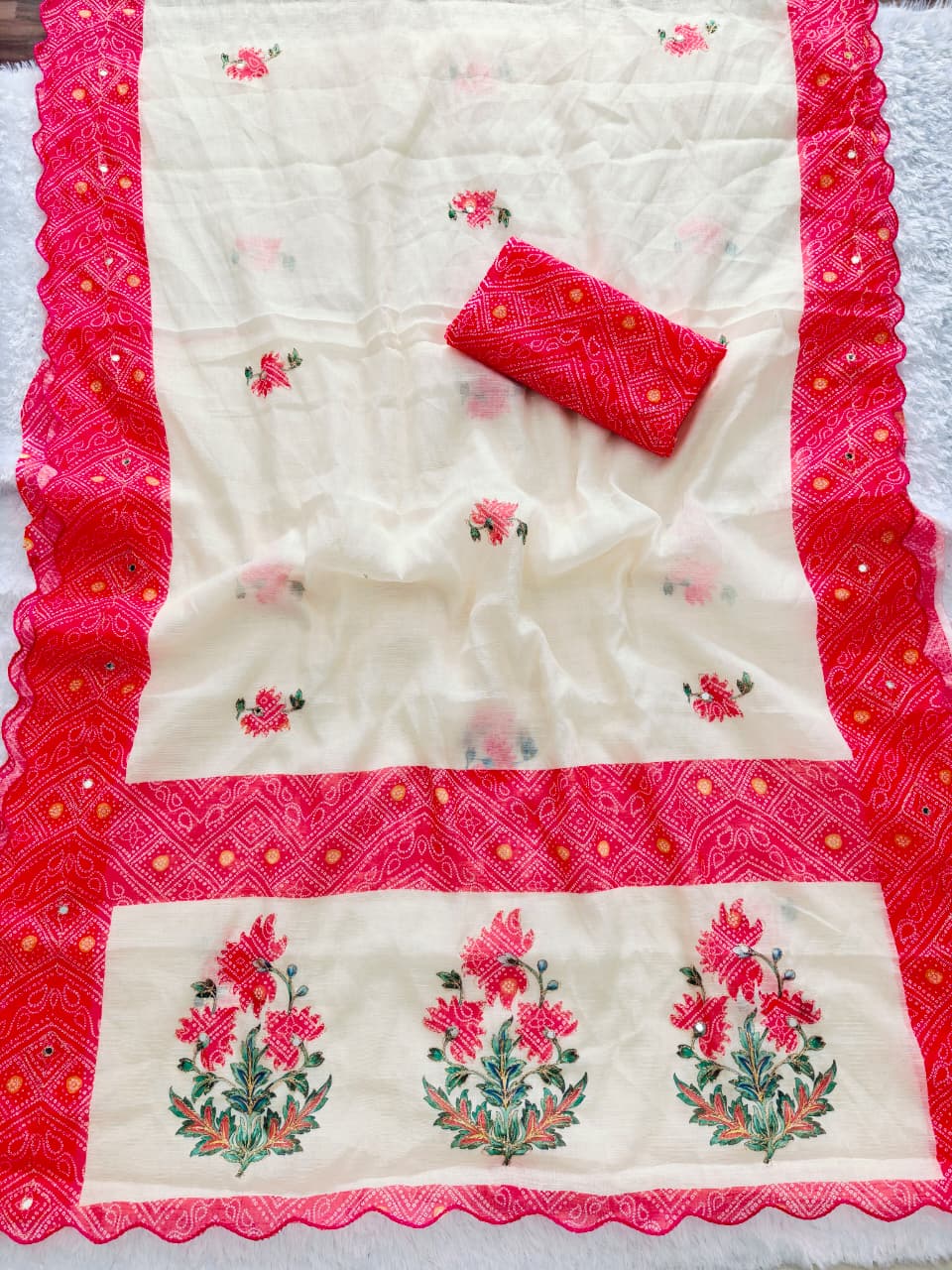 Linen Saree With Bandhani