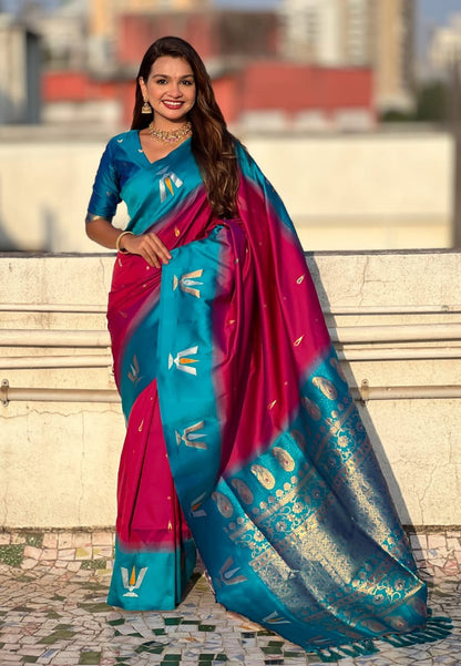 Zari Woven Organza Saree Rich zari-woven pallu