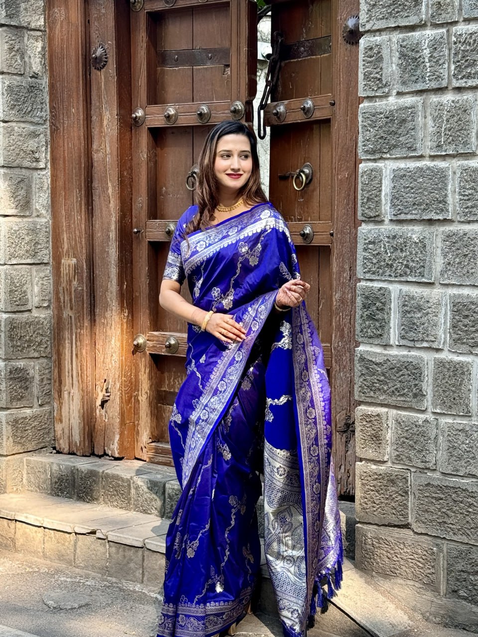Premium Soft Silk Traditional Zari Woven Saree