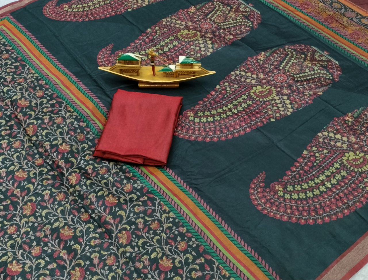 Soft Art Silk with Beautiful Flower Design Saree