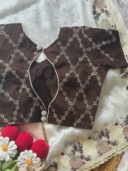 Premium Paper Crush Organza Saree with Sequins, Thread Weaving Leheriya Pattern & Scallop Border - MUGHDA