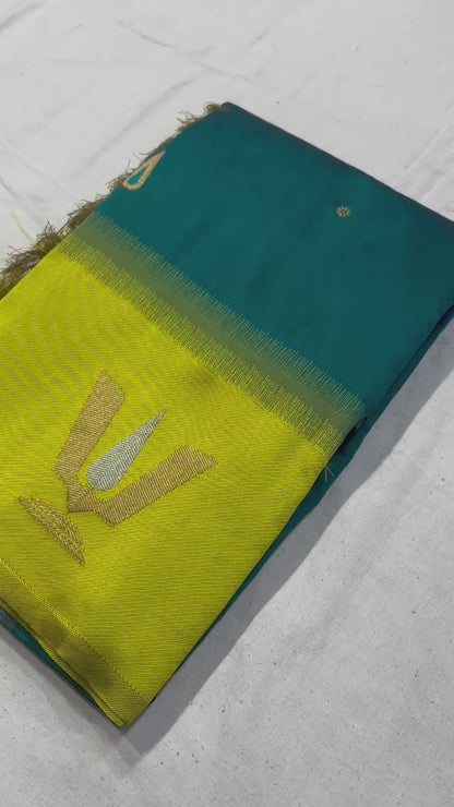 Zari Woven Organza Saree Rich zari-woven pallu